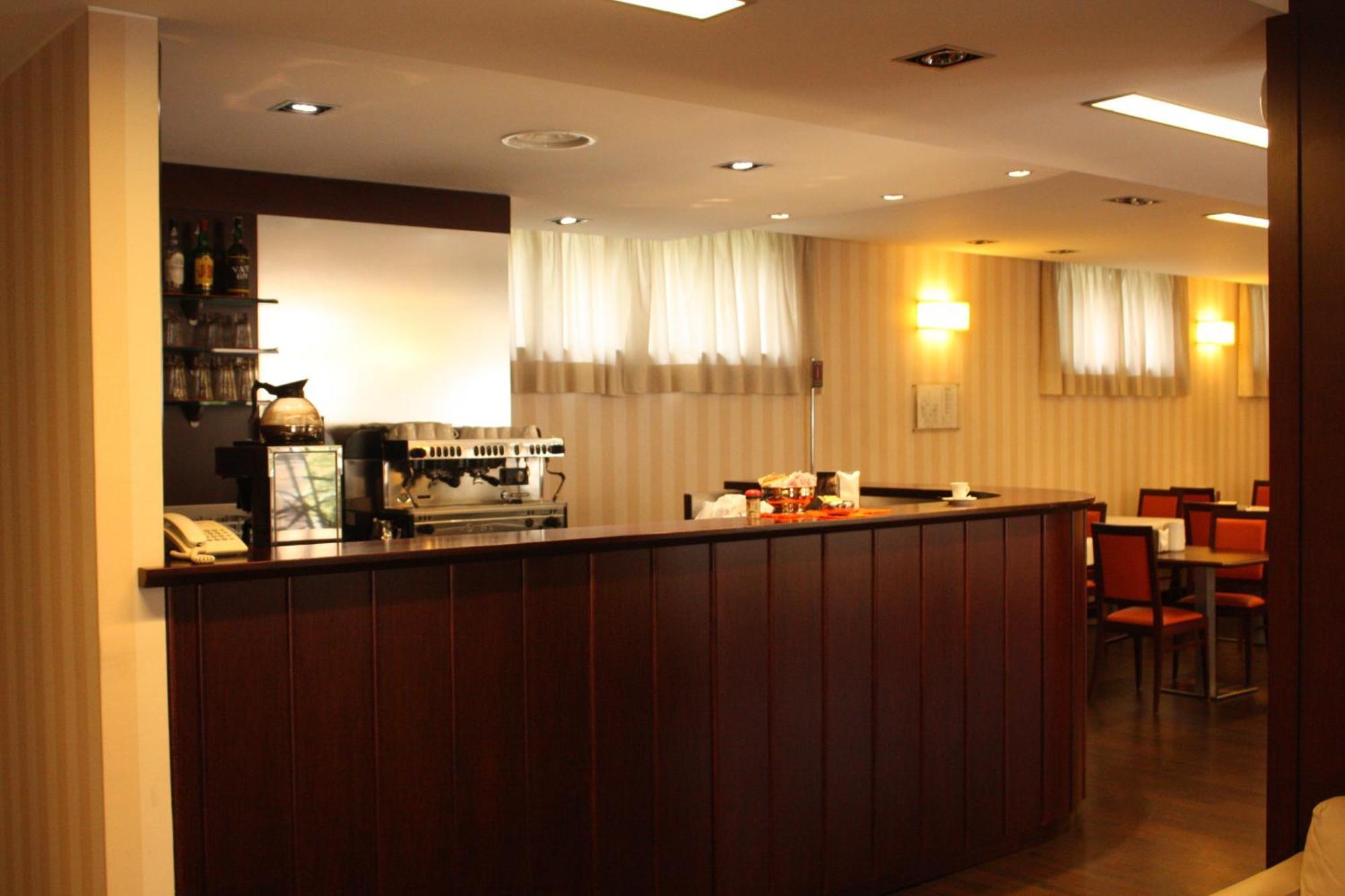Hotel 2C Legnano Extérieur photo