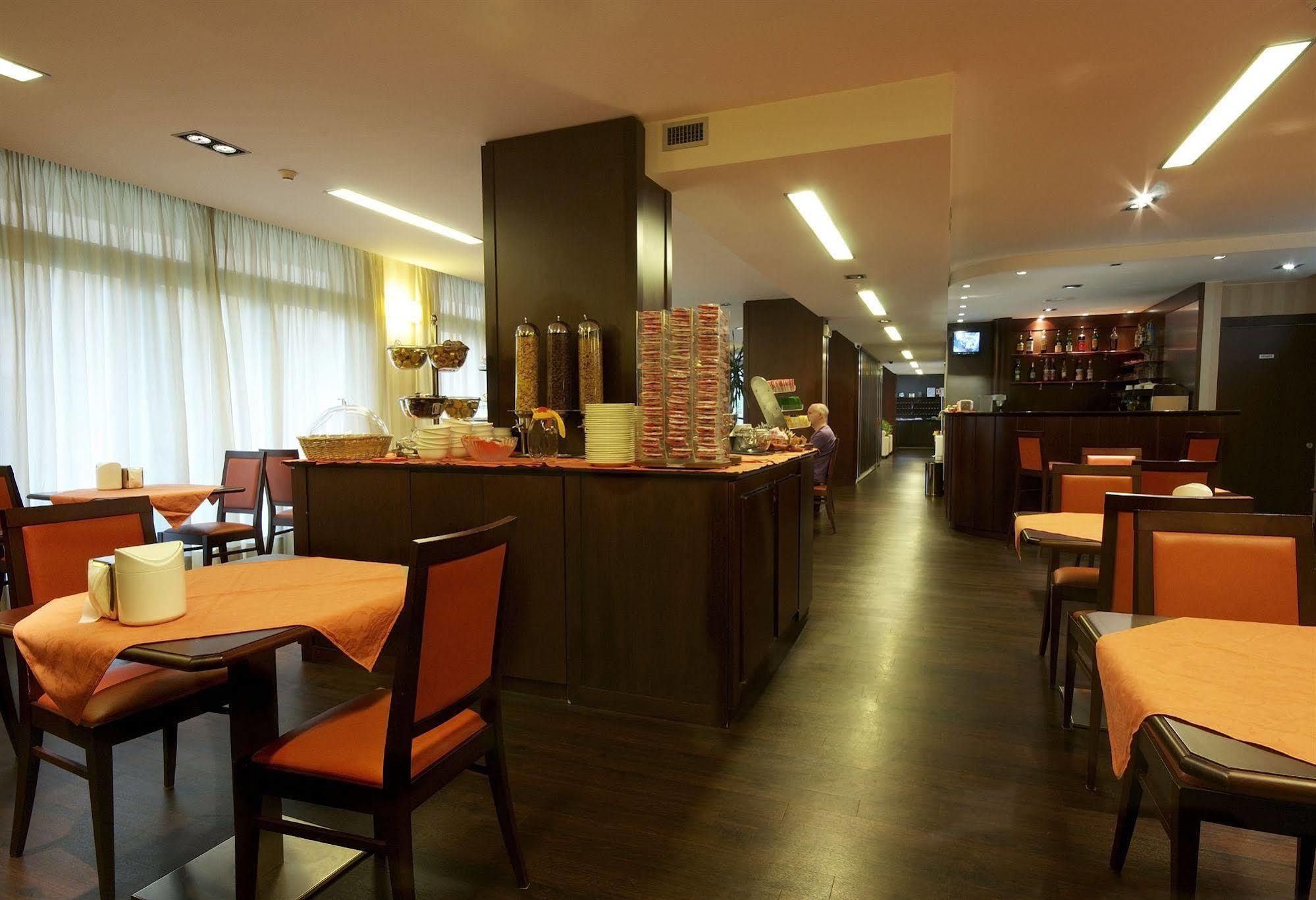 Hotel 2C Legnano Extérieur photo