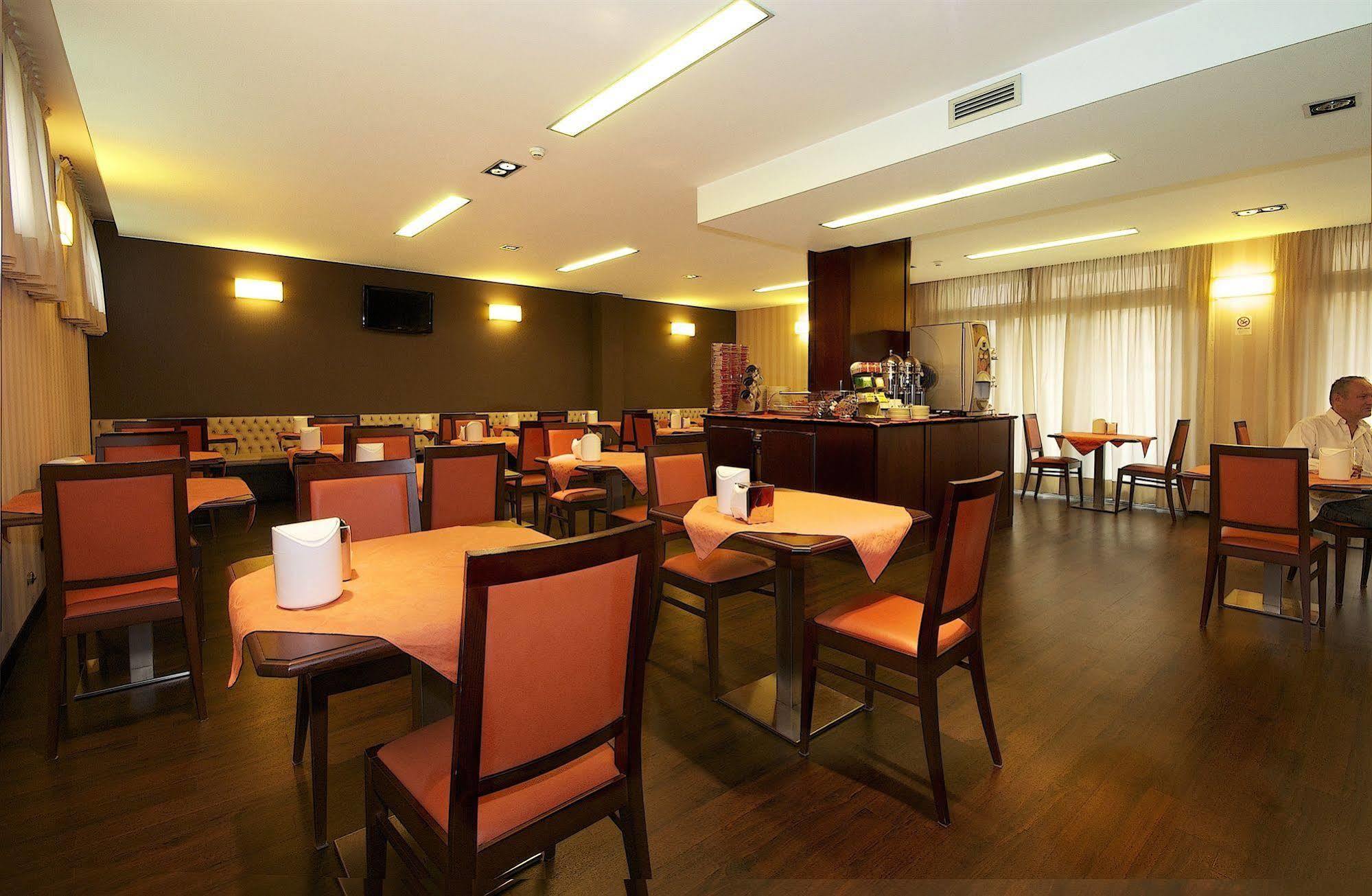 Hotel 2C Legnano Extérieur photo